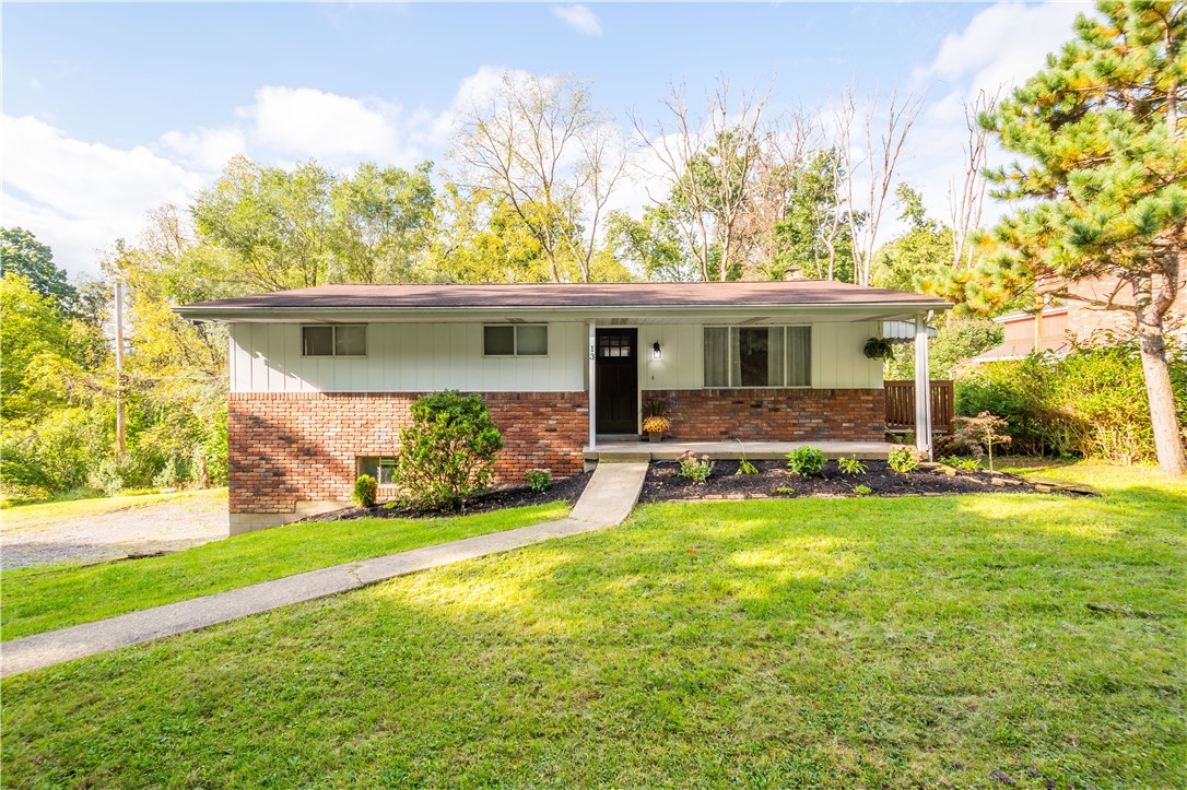 13 Cherokee Dr — photo 1