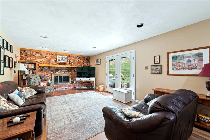 1120 Depot Street — photo 7