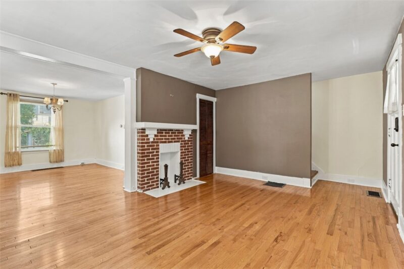 620 Peebles St — photo 8