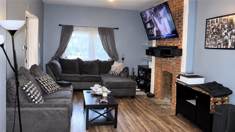 7213 Race St — photo 5