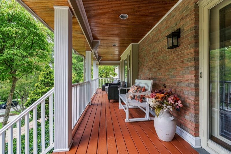 117 Yorktown Rd — photo 2