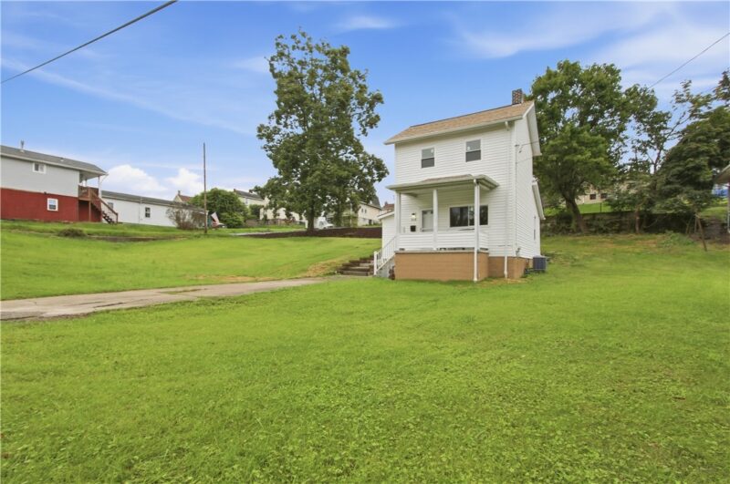 316 Hill St — photo 3