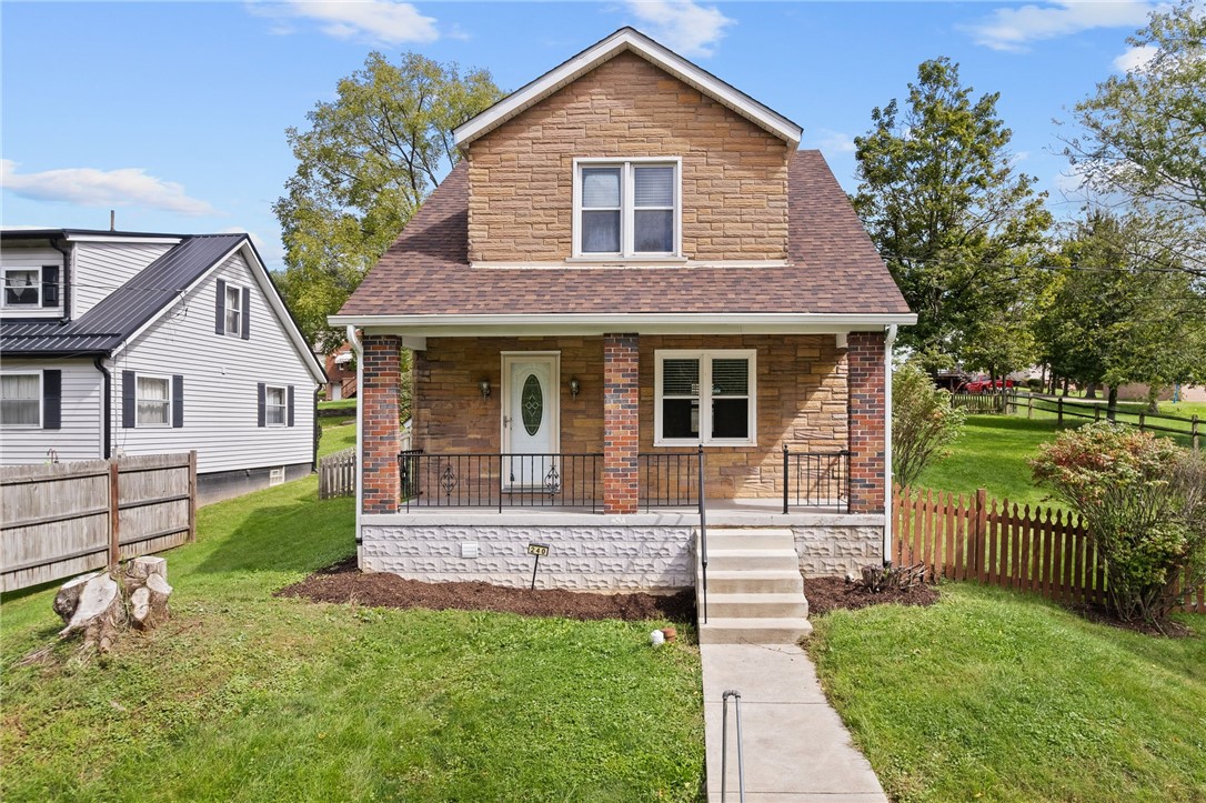 240 N Haft St — photo 1
