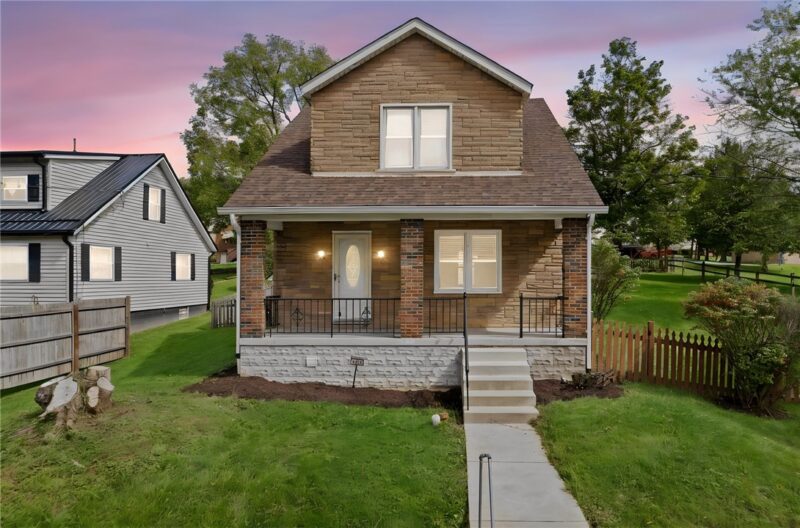 240 N Haft St — photo 2