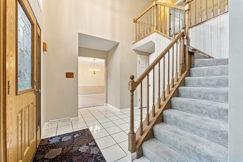 704 Red Barn Court — photo 4