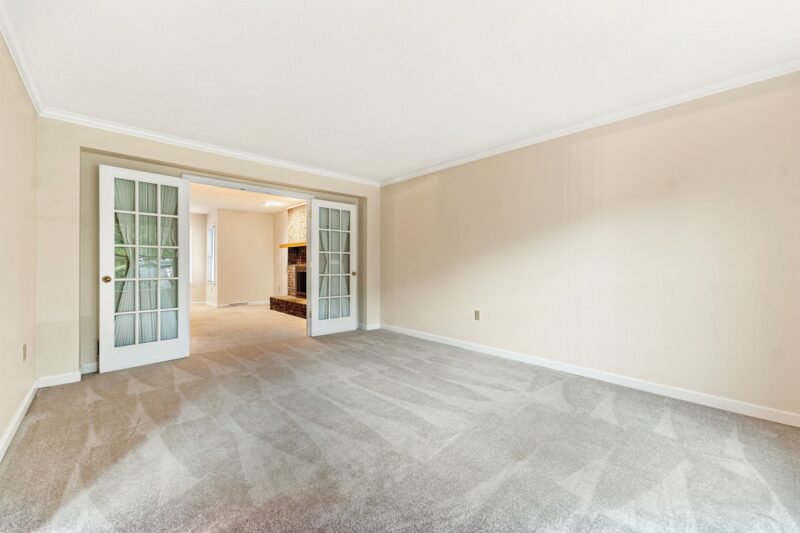 704 Red Barn Court — photo 6