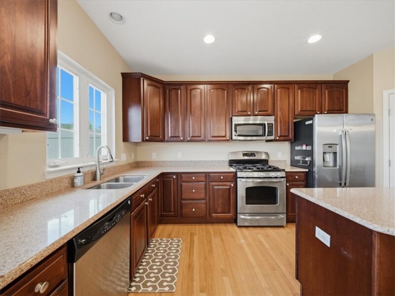 400 Fairgate Dr — photo 8