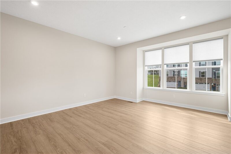 120 Crown St — photo 3