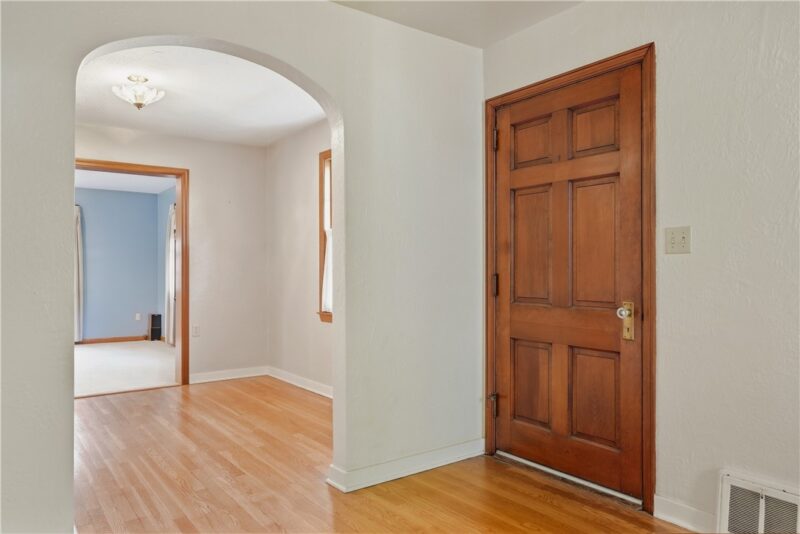 110 Buehner Drive — photo 5