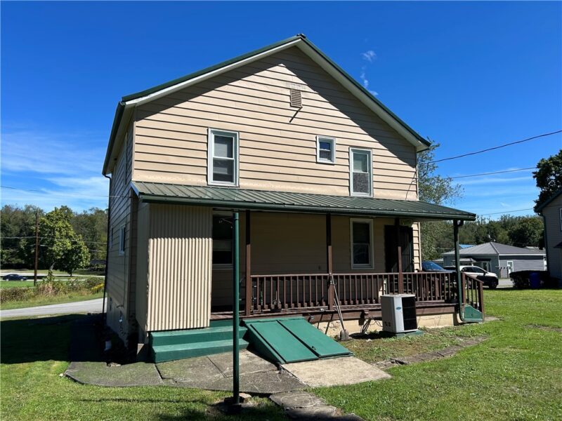 130 PATTON ST — photo 3