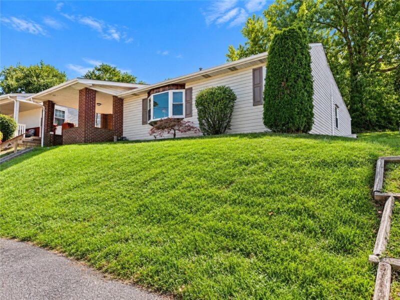1324 Beverly Road — photo 3