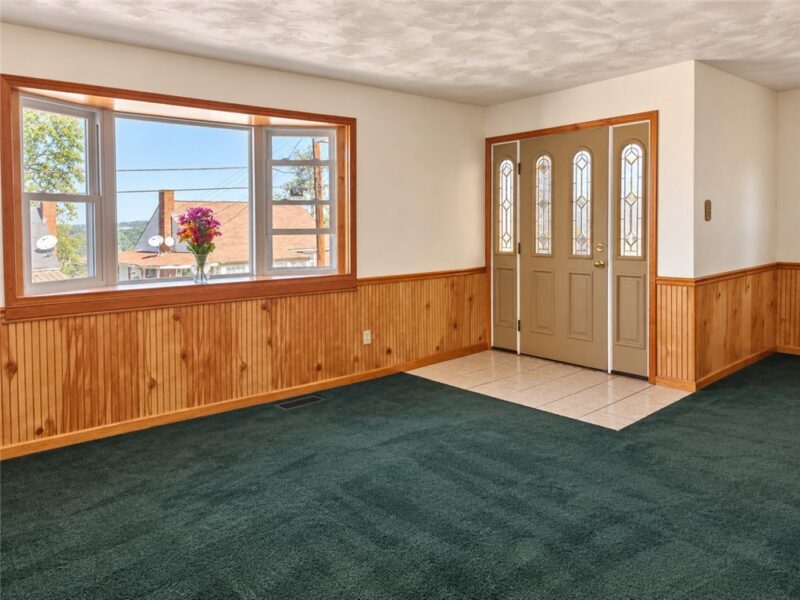1324 Beverly Road — photo 7