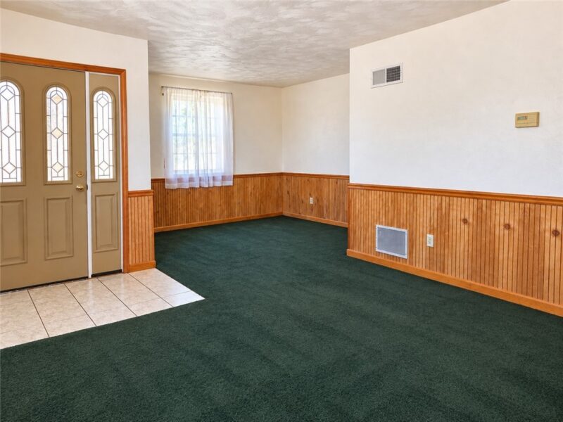 1324 Beverly Road — photo 8