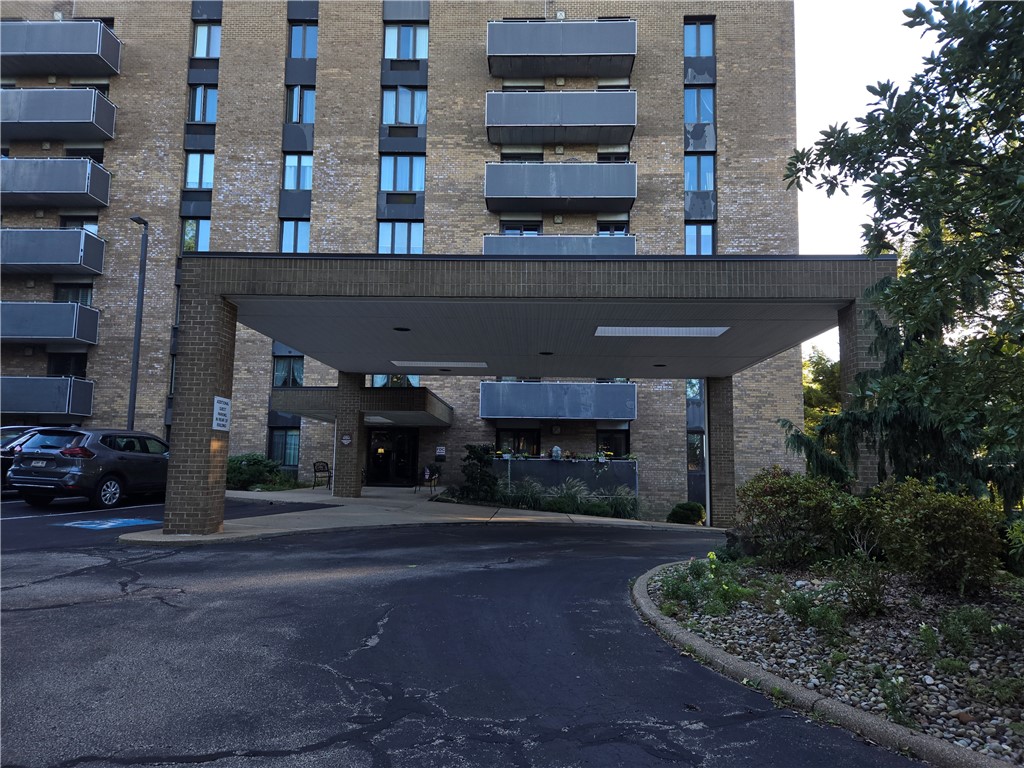 820 E Beau 3L — photo 1