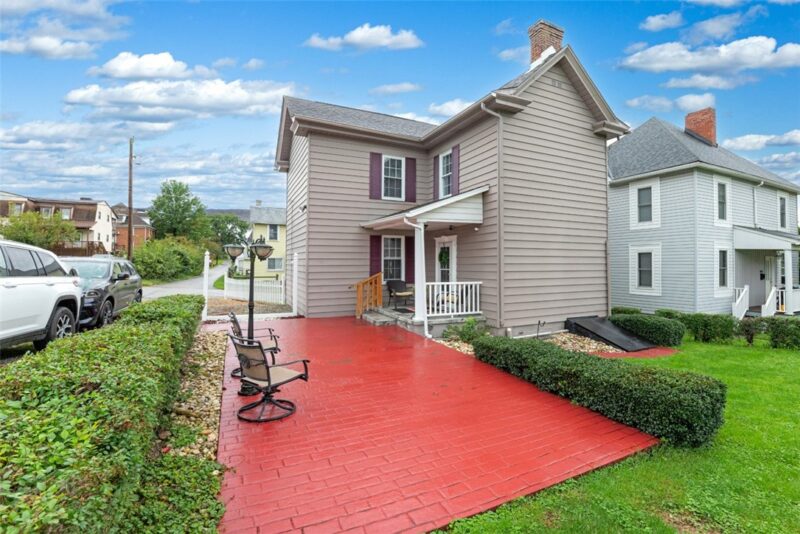 614 E Gibson Ave — photo 3