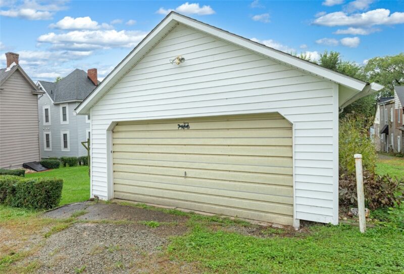 614 E Gibson Ave — photo 6