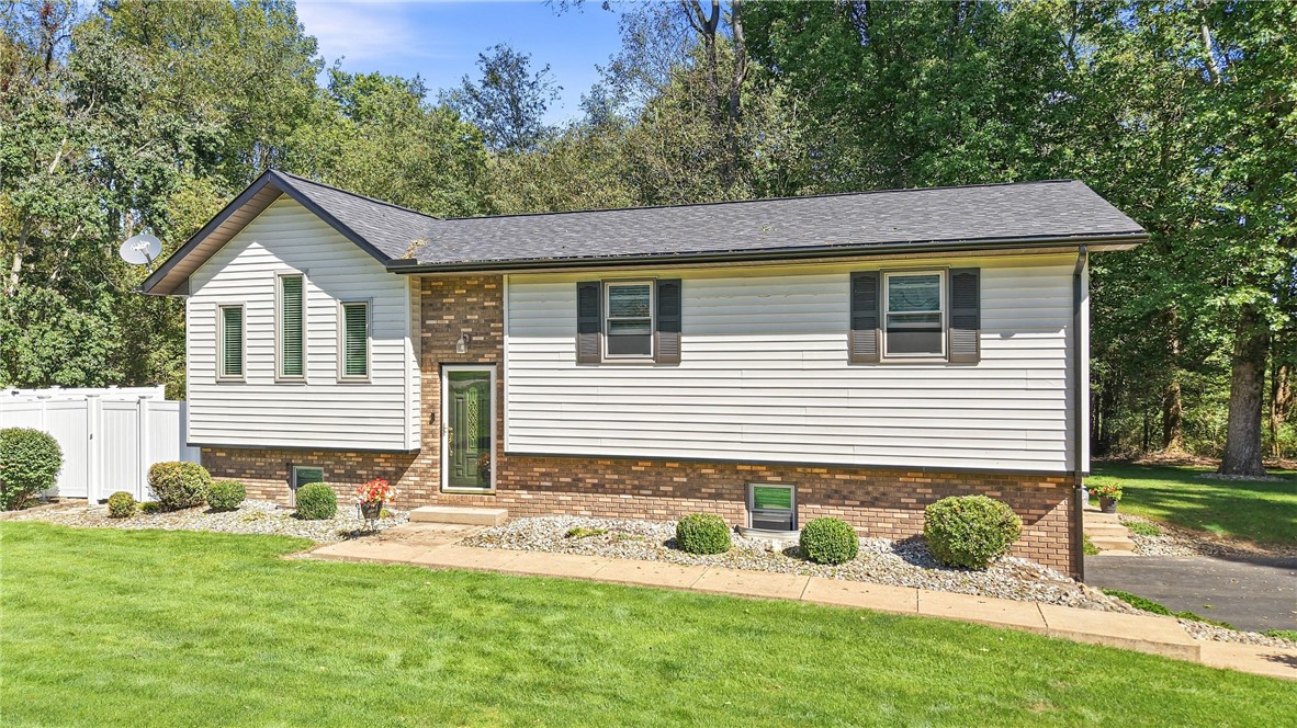 725 Niagara Trl — photo 1