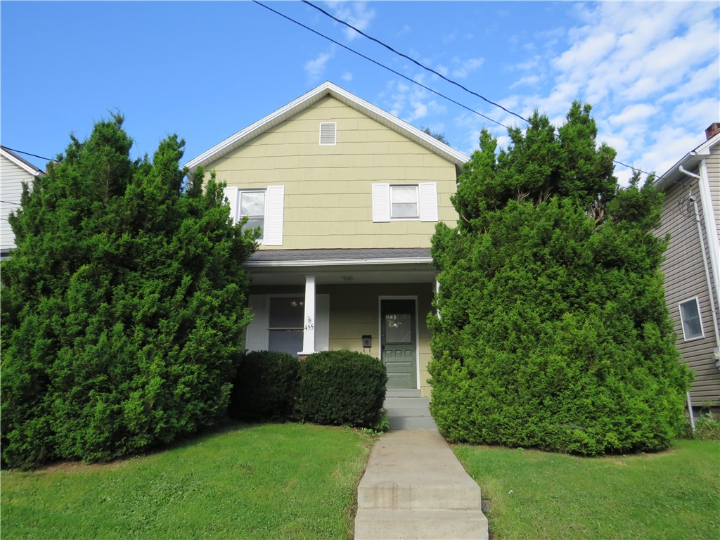 455 McConnell St — photo 1