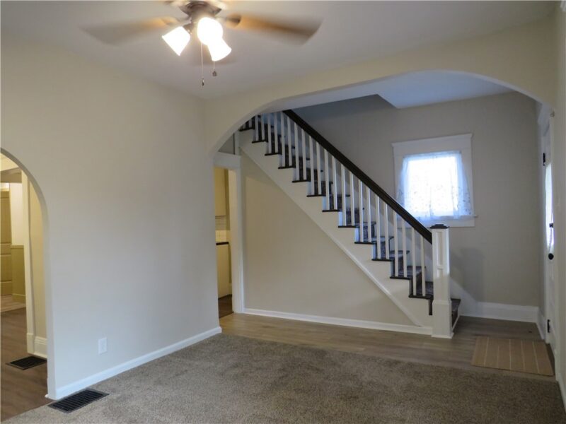 455 McConnell St — photo 7