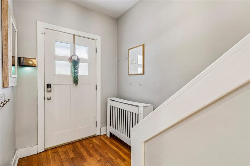 413 Lenox Ave — photo 4