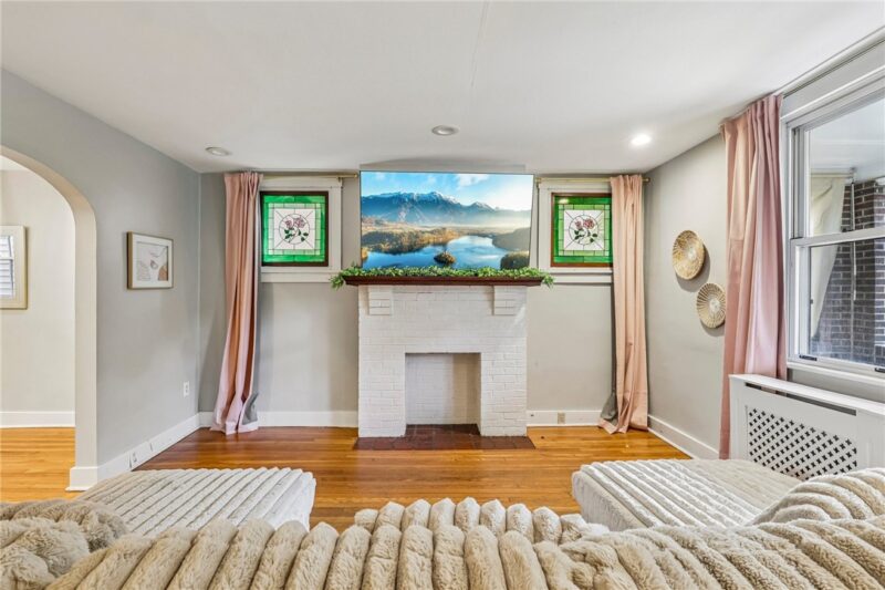 413 Lenox Ave — photo 6