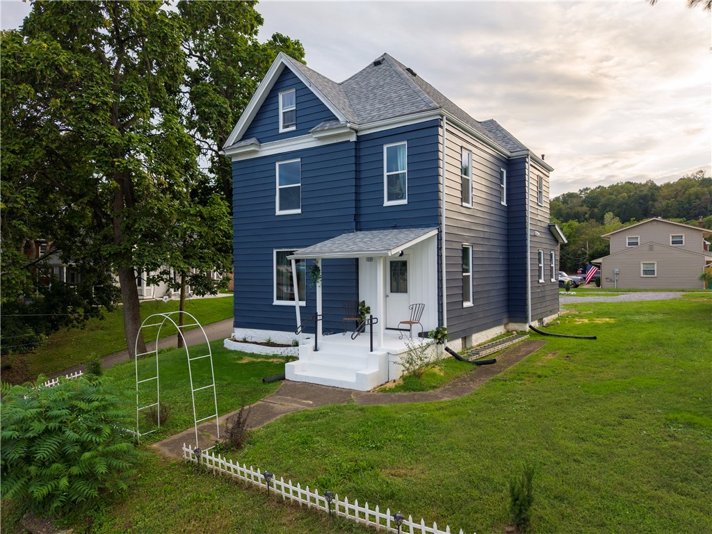 1101 Market St — photo 1
