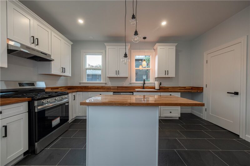 1101 Market St — photo 2