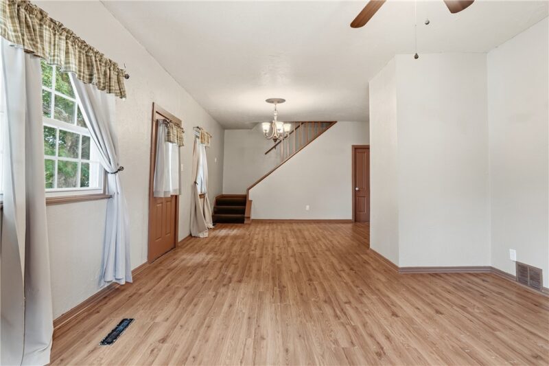 692 Amity Ridge Road — photo 8