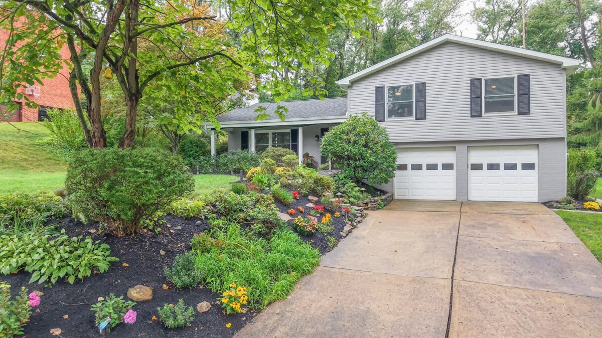 1532 Jenkins DRIVE — photo 1