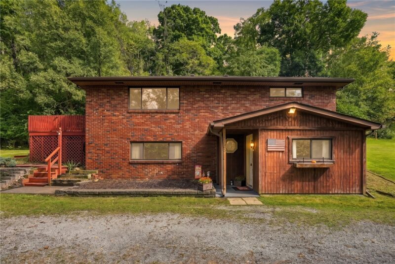 2485 Greentree — photo 4
