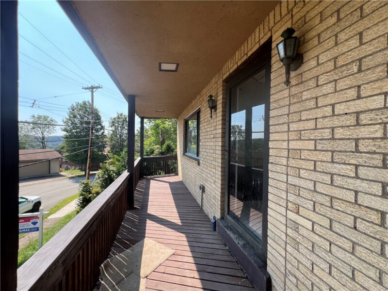 1334 Broadway Ave — photo 5