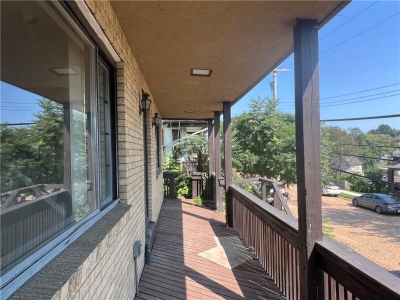 1334 Broadway Ave — photo 6