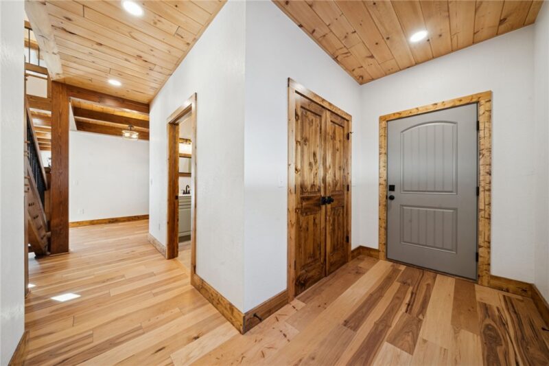223 Deer Fern Drive — photo 8