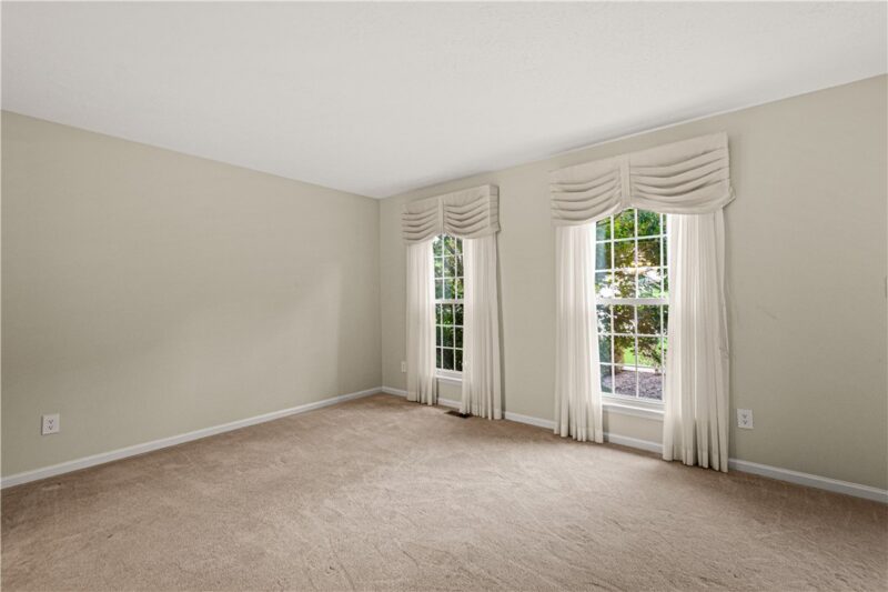 1012 HAMLIN DRIVE — photo 6