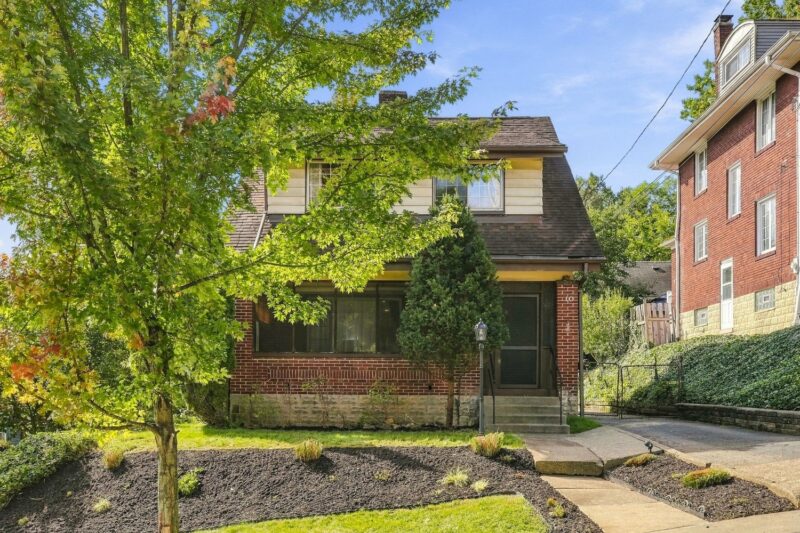 10 Broadmoor AVENUE — photo 2