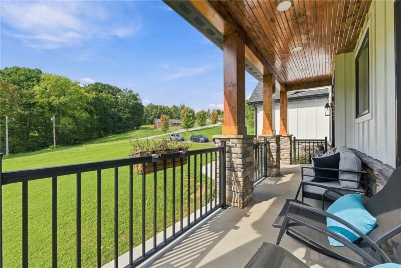 1512 Cavitt Rd — photo 4