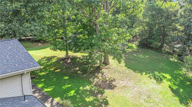 120 W Woodland Dr — photo 5