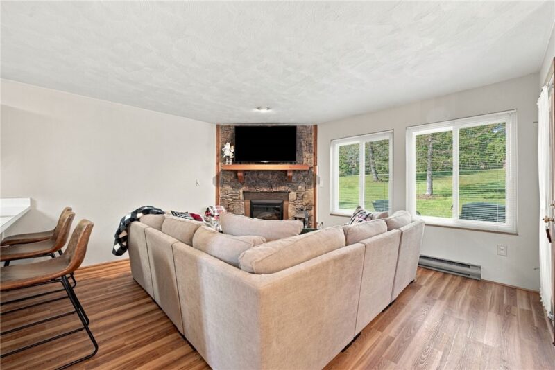 4514 Nordic Way — photo 3