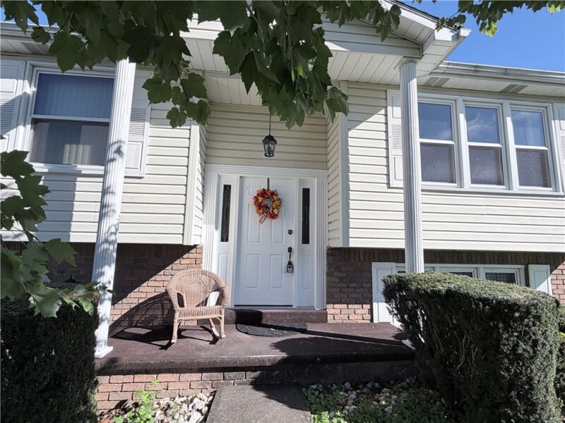 722 Courtview Dr — photo 3