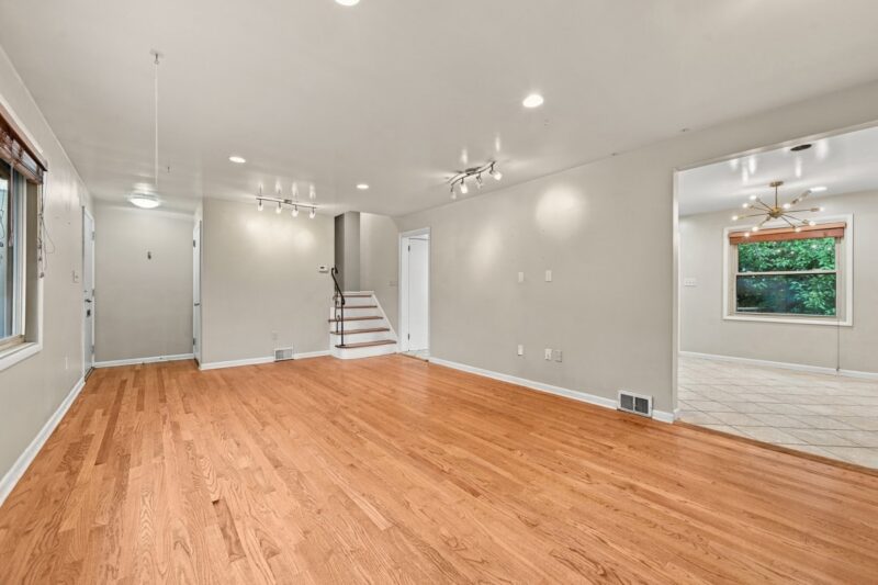 421 Kurt Drive — photo 5