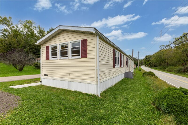 1138 N Branch Rd — photo 6