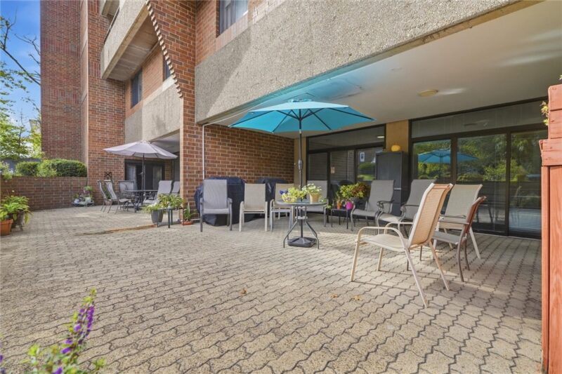 5715 Beacon St 213 — photo 3