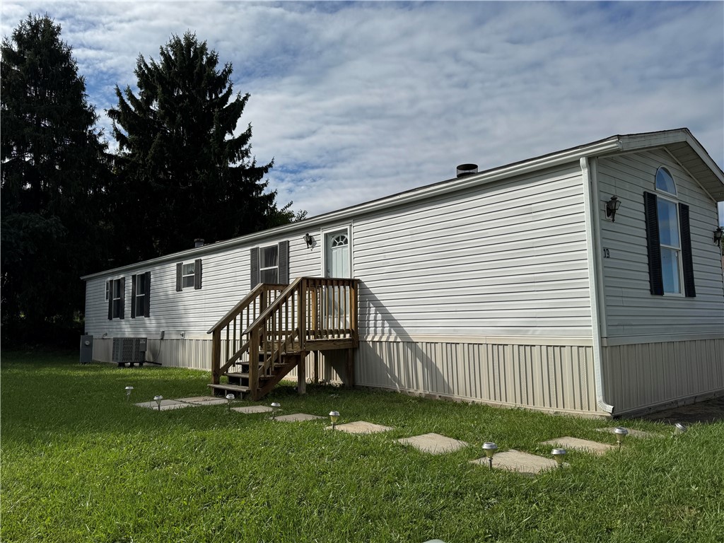 19 Holly Hill Dr — photo 1