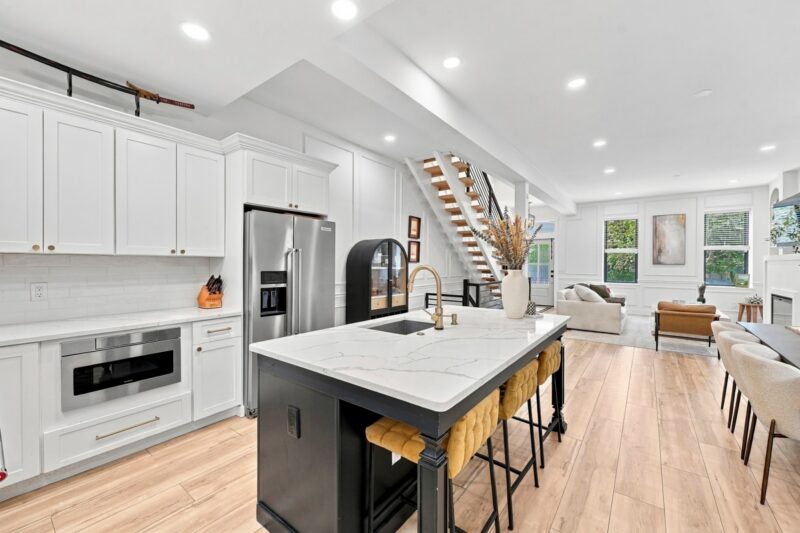 239 Main STREET — photo 6