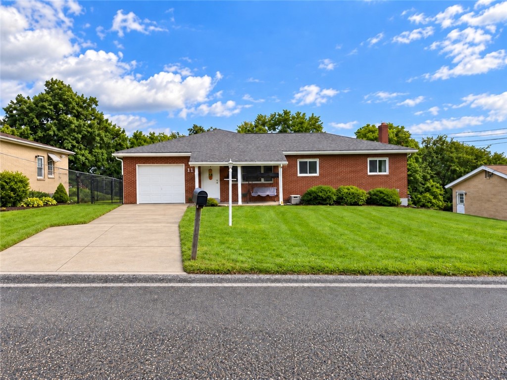 113 Elm Dr — photo 1
