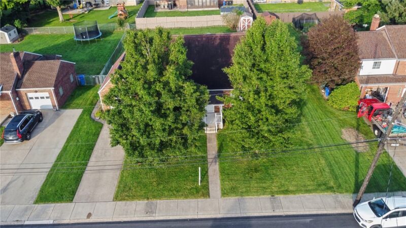 1116 Sarah St — photo 2