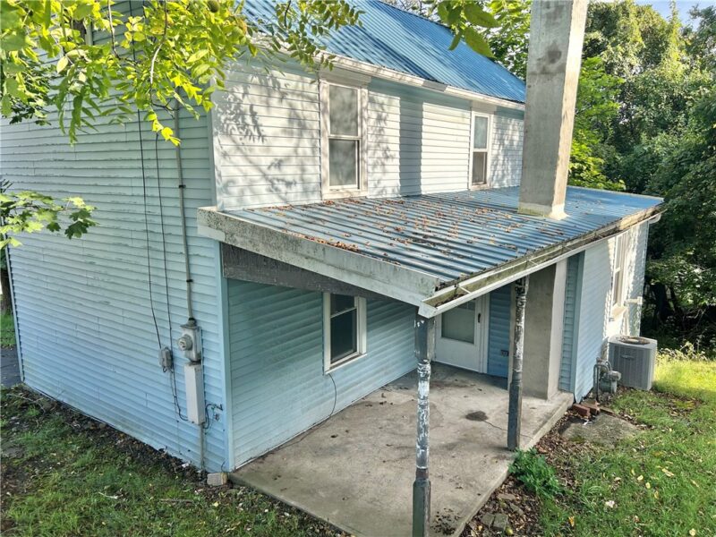 100 Fulton St — photo 2
