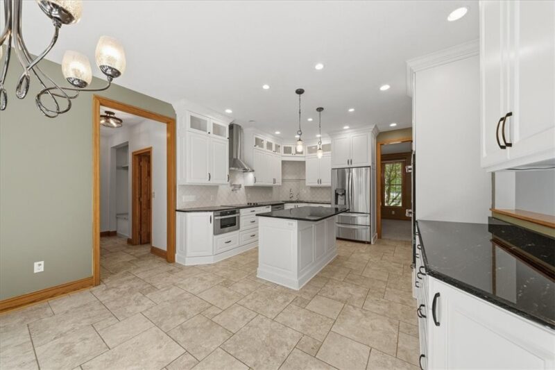 706 Audubon Dr — photo 7