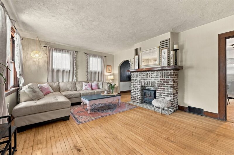 1918 Irwin St — photo 5