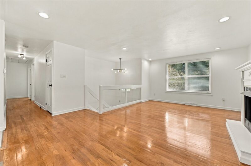 502 Mcelheny Rd — photo 5